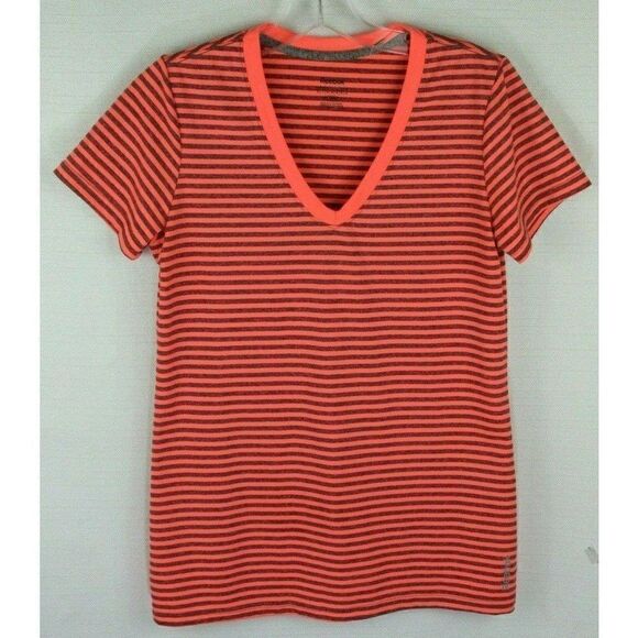 Reebok Womens Top Tees Short Sleeve Small Play Dry - Picture 1 of 4